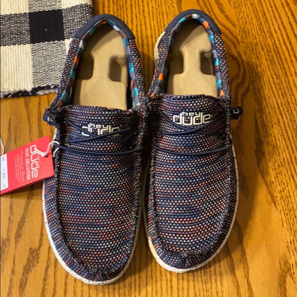 Hey dude shoes